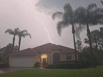 Lightning & Thunderstorm Safety for Florida Homeowners
