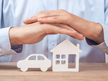 Security First ofrece un descuento por paquete si se utiliza el mismo agente para el seguro de hogar y el de automóvil.